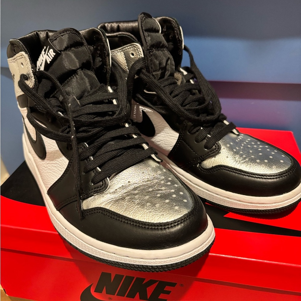 Women’s Air Jordan 1 High OG
